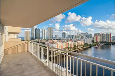 250 174th Street #1719, Sunny Isles Beach, FL 33160 - Photo 5