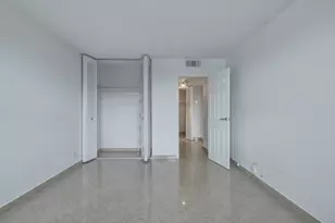 250 174th St, Sunny Isles Beach, FL 33160 - Photo 23