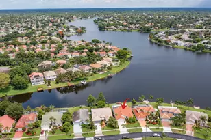 12657 White Coral Dr, Wellington, FL 33414 - Photo 37