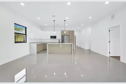 2540 NW 14th Court, Fort Lauderdale, FL 33311 - Photo 15