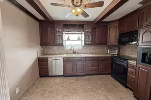 401 Lake Shore Dr, Lake Park, FL 33403 - Photo 19