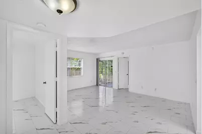 1628 SE Green Acres Circle, Port Saint Lucie, FL 34952 - Photo 5