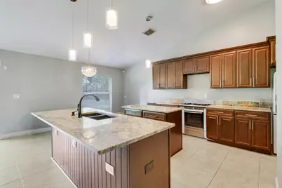 825 SE Cavern Avenue, Port Saint Lucie, FL 34983 - Photo 33