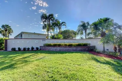 2615 Garden Drive N #310, Lake Worth, FL 33461 - Photo 3
