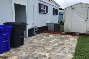 8 Santa Fe Ln, Port Saint Lucie, FL 34952 - Photo 21