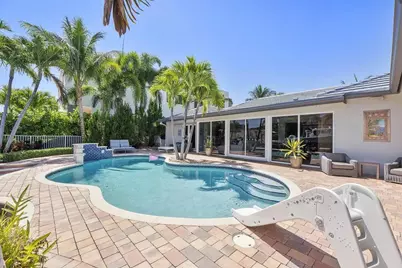 725 NE 36th Street, Boca Raton, FL 33431 - Photo 9