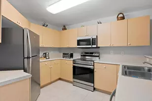660 Imperial Lake Rd, West Palm Beach, FL 33413 - Photo 9