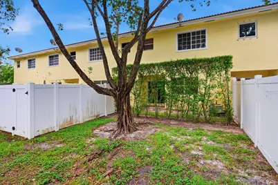 660 Imperial Lake Road, West Palm Beach, FL 33413 - Photo 31