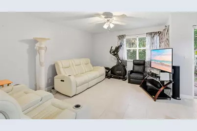 660 Imperial Lake Road, West Palm Beach, FL 33413 - Photo 5