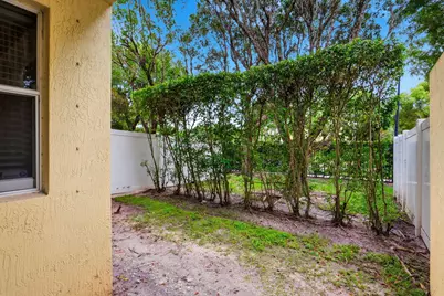 660 Imperial Lake Road, West Palm Beach, FL 33413 - Photo 27