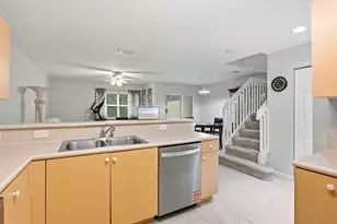 660 Imperial Lake Rd, West Palm Beach, FL 33413 - Photo 11
