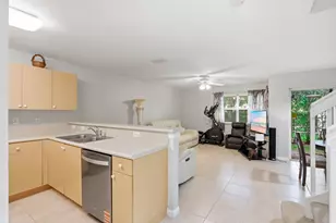 660 Imperial Lake Rd, West Palm Beach, FL 33413 - Photo 7