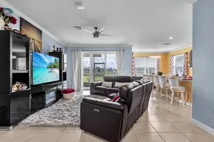 7190 NW Farnsworth Cir, Port Saint Lucie, FL 34987 - Photo 9
