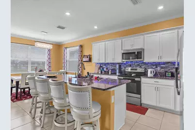 7190 NW Farnsworth Circle, Port Saint Lucie, FL 34987 - Photo 13