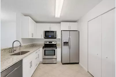 9767 Kamena Circle, Boynton Beach, FL 33436 - Photo 5