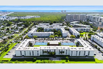 500 NE 2nd Street #114, Dania Beach, FL 33004 - Photo 1