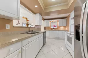 507 SW 18th St, Boynton Beach, FL 33426 - Photo 3
