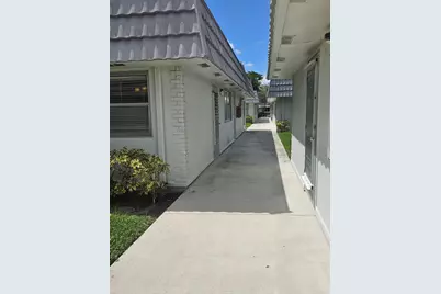 17 Valencia A, Delray Beach, FL 33446 - Photo 1