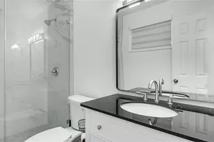 4861 NW 6th Ct, Plantation, FL 33317 - Photo 13