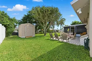 8685 SE Keathley Ct, Hobe Sound, FL 33455 - Photo 7