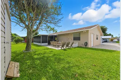 8685 SE Keathley Court, Hobe Sound, FL 33455 - Photo 11