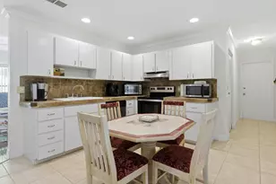 8685 SE Keathley Ct, Hobe Sound, FL 33455 - Photo 45