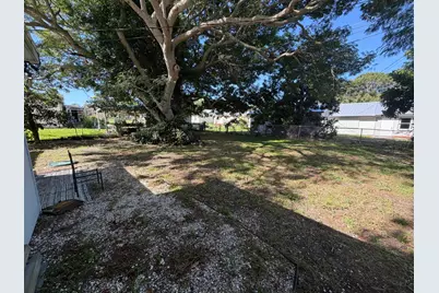 2405 3rd Avenue SE, Vero Beach, FL 32962 - Photo 7