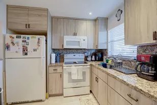 6850 Royal Palm Blvd, Margate, FL 33063 - Photo 13