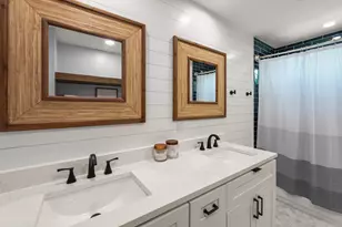 1237 Avondale Ln, West Palm Beach, FL 33409 - Photo 23