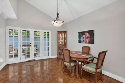 6995 SW 67th Avenue SW, South Miami, FL 33143 - Photo 9