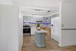 234 La Mancha Ave, Royal Palm Beach, FL 33411 - Photo 11