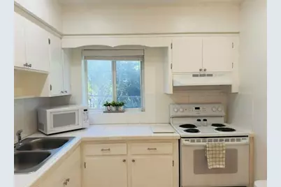 1100 Atlantic Shores Boulevard #409, Hallandale Beach, FL 33009 - Photo 5