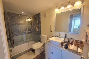 7840 NW 50th St, Lauderhill, FL 33351 - Photo 13