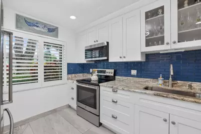21864 Arriba Real, Boca Raton, FL 33433 - Photo 9