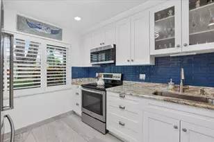 21864 Arriba Real, Boca Raton, FL 33433 - Photo 9