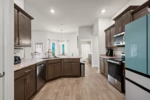 5863 NW Carovel Ave, Port Saint Lucie, FL 34986 - Photo 15