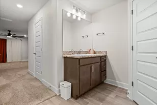 5863 NW Carovel Ave, Port Saint Lucie, FL 34986 - Photo 29