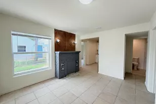 815 Bayberry Dr, Lake Park, FL 33403 - Photo 3