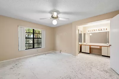 3237 Perimeter Drive #2512, Greenacres, FL 33467 - Photo 9