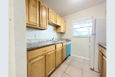 200 Croton Avenue #209, Lantana, FL 33462 - Photo 3