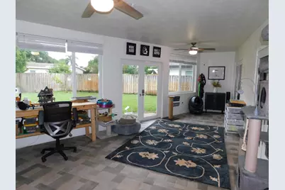 6604 NW 93rd Avenue, Tamarac, FL 33321 - Photo 45