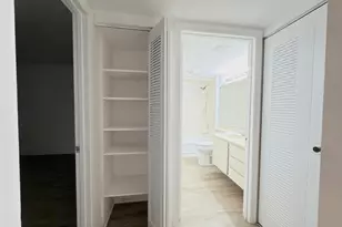 2581 Village Blvd, West Palm Beach, FL 33409 - Photo 15