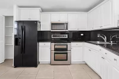 1690 NE 191st Street #405-1, North Miami Beach, FL 33179 - Photo 7