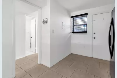 1690 NE 191st Street #405-1, North Miami Beach, FL 33179 - Photo 11