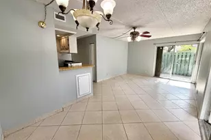 1821 Fairview Villas Dr, Palm Springs, FL 33406 - Photo 3