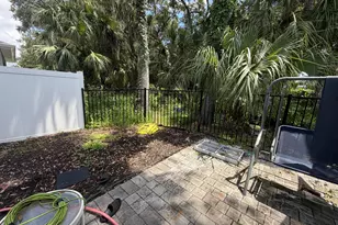 5250 Oakland Lake Cir, Fort Pierce, FL 34951 - Photo 15