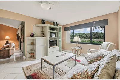 10301 Greenbriar Court, Boca Raton, FL 33498 - Photo 15