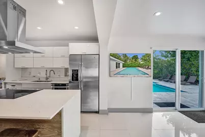 1908 NE 27th Drive, Wilton Manors, FL 33306 - Photo 19