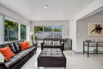 1908 NE 27th Drive, Wilton Manors, FL 33306 - Photo 17