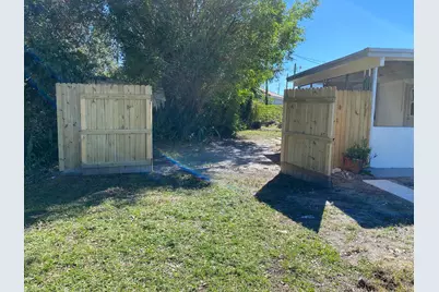 110 Old Spanish Trail, Lantana, FL 33462 - Photo 17